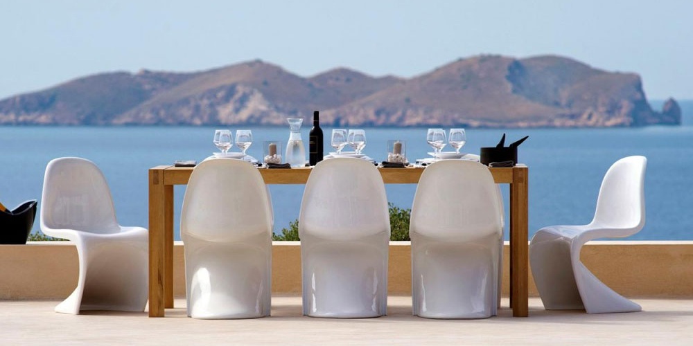 vitra_panton_chair_exterior